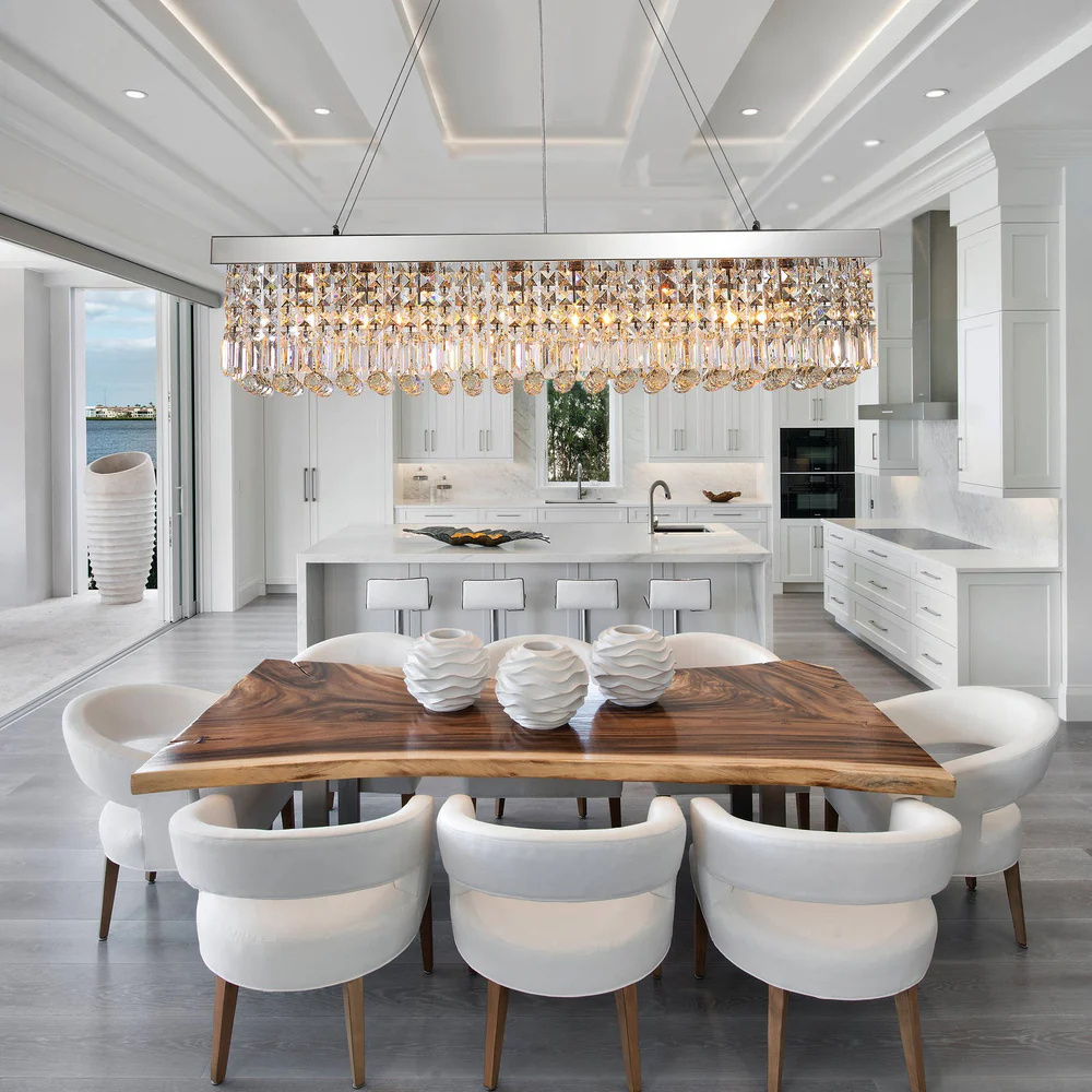 Discover our best-sellers chandeliers and lighting fixtures